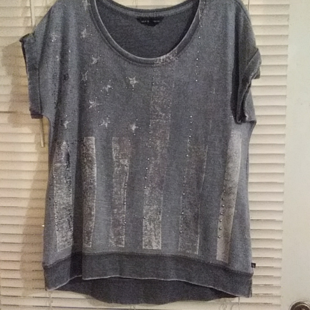 Woman's Top